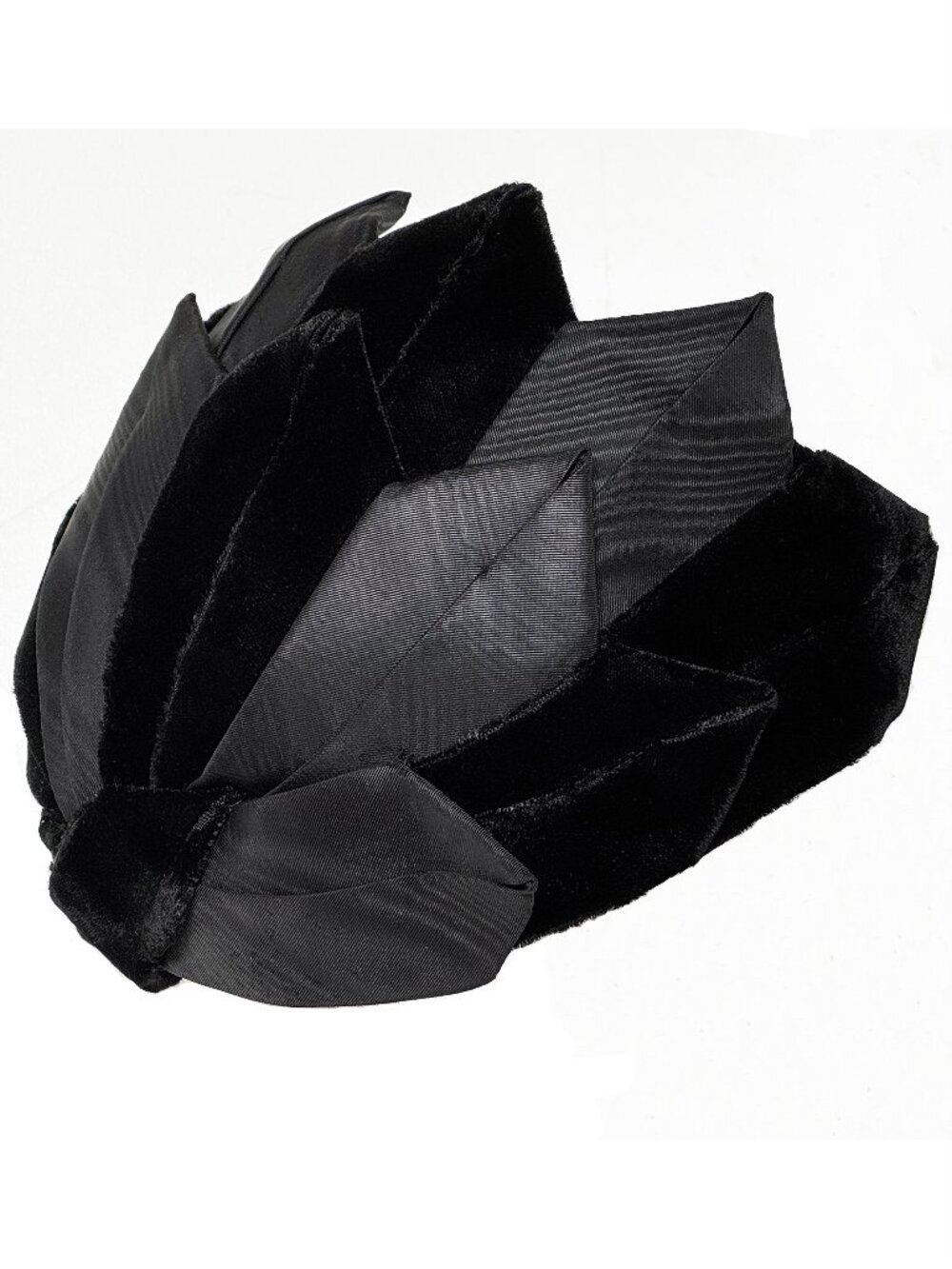 Vintage Black Velvet Satin Leaf Skull Cap Hat. 1940s Avant Garde Fascinator.
